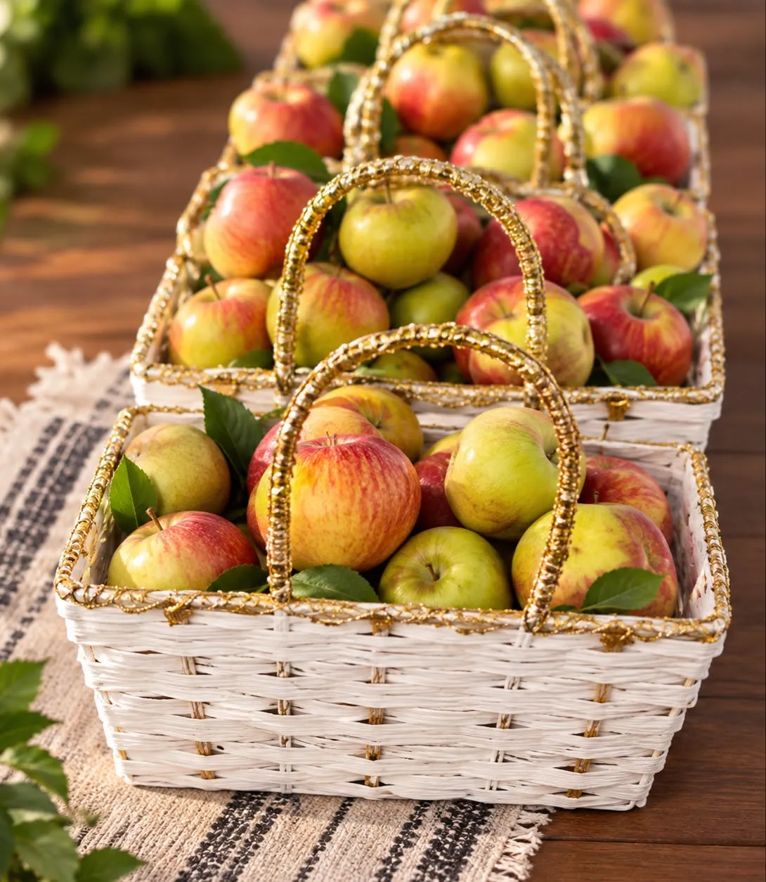 Premium Kashmiri Amri Apple Basket - Fresh & Naturally Sweet - Main Image | Walnut Wala